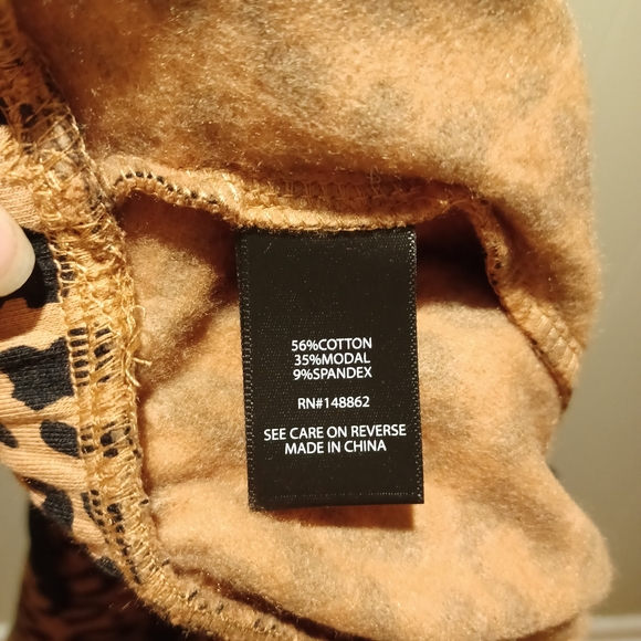 Torrid Leopard Cheetah Fleece Jogger Sweat Pants Plus Size - Picture 5 of 8